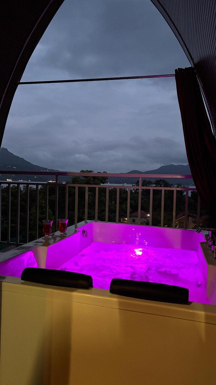 Pawna Lake Jacuzzi Special